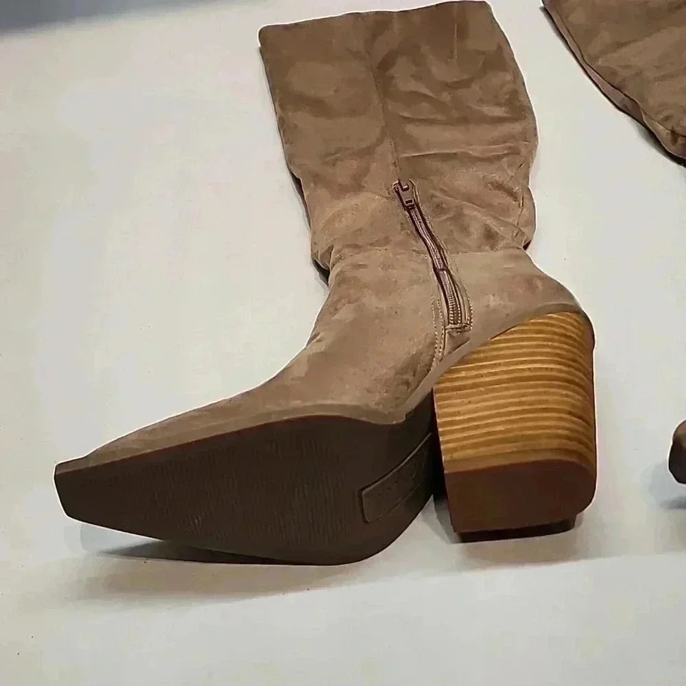 Charles By Charles David Boots Size 6 Color Tan. - image 7